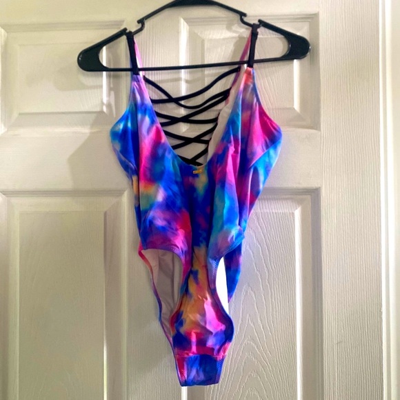 Victoria Secret Bathing Suit! Brand new, never worn! - Picture 2 of 3